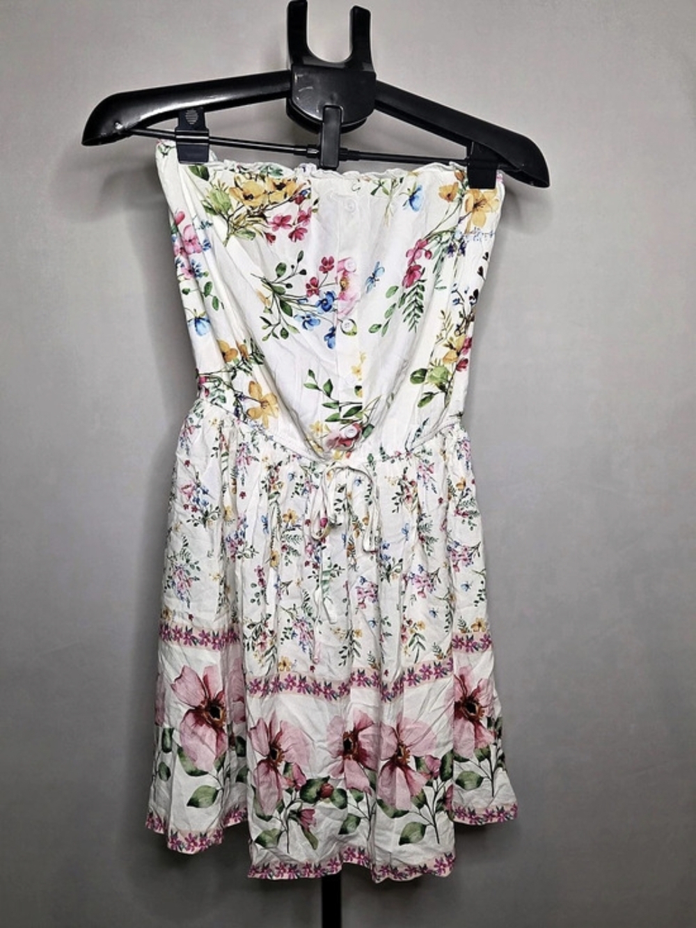 CUPSHE Floral Mini Dress in White & Pink Size Small